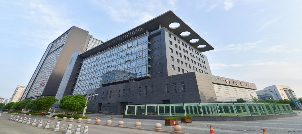 公司承建的浙江溫州電信大樓工程榮獲兩項(xiàng)（土建、安裝）中國(guó)建設(shè)工程魯班獎(jiǎng)